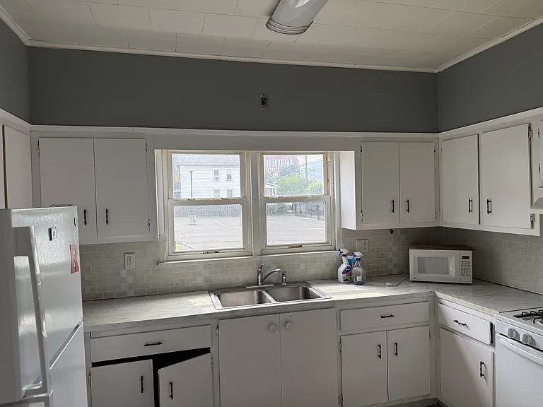 91 Guilden St #1 — Photo 2