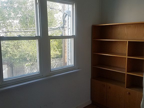 4th image of 2232 W Chicago Ave APT 2R