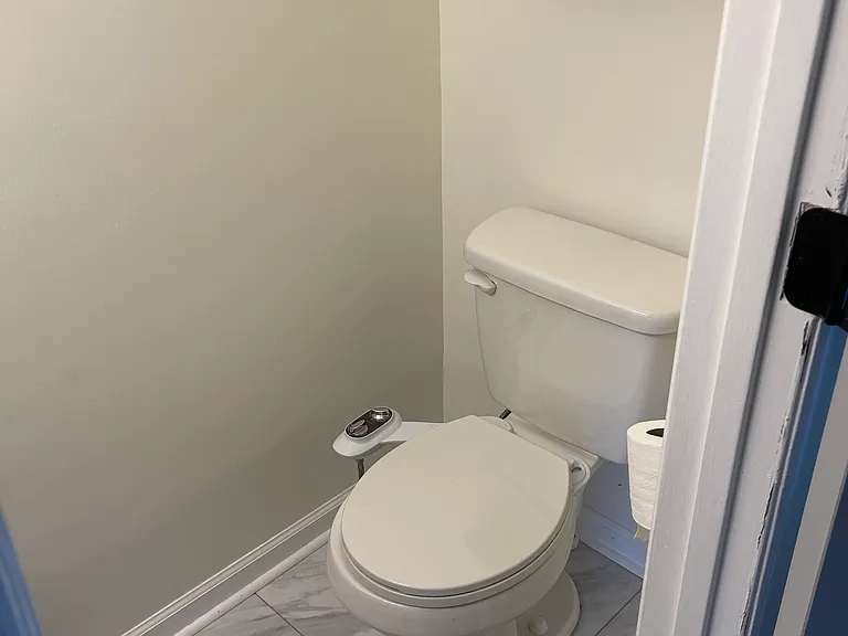 101 Royal Forest Ct — Photo 8