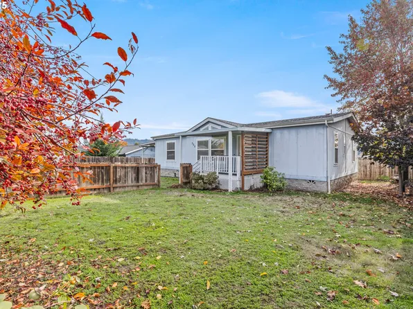 308 NW Civil Bend Ave, Winston, OR 97496