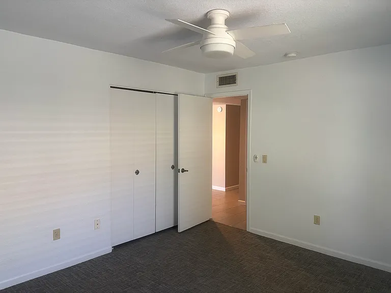6722 S Martin Ln — Photo 32
