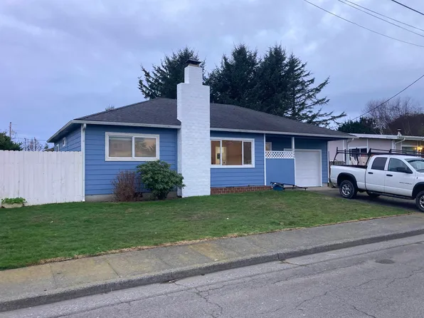 1046 Huntington St, Crescent City, CA 95531