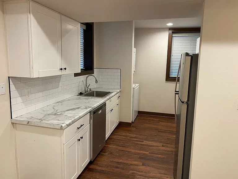 2314 W Wells St #1 — Photo 6
