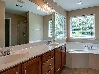 1416 Beech Hollow Ct — Photo 16