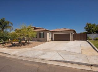 360 Tuffa Ct, Perris, CA 92570