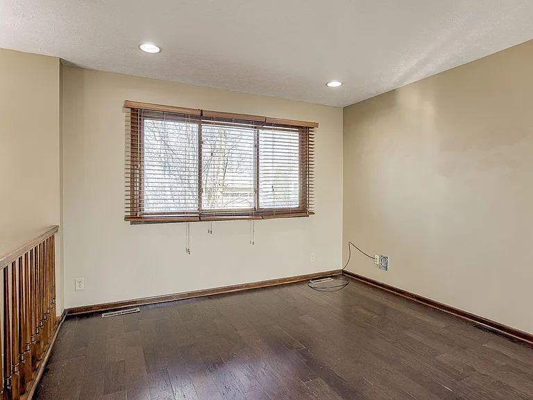 5019 N 126th Ave — Photo 7