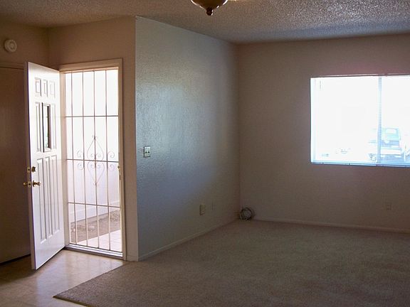 2nd image of 2813 W Sheryl Dr