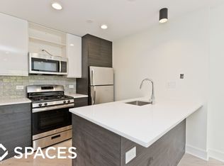 944 W Grace St APT A102, Chicago, IL 60613