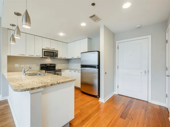 1200 Main St APT 1002, Dallas, TX 75202