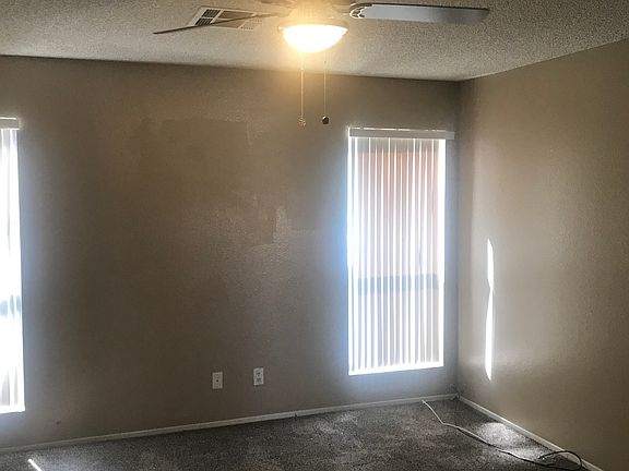3rd image of 2821 Autumn Haze Ln