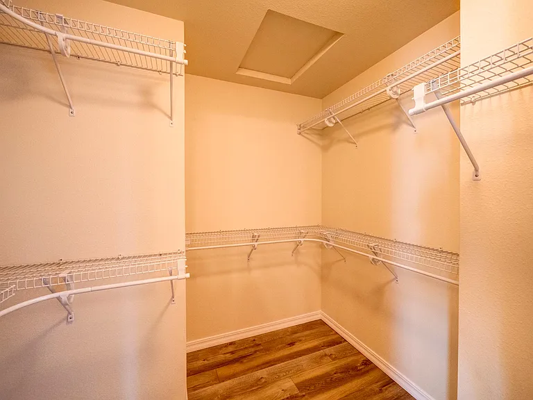 2641 Lynbarton Point — Photo 24