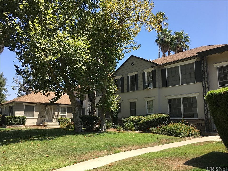 2nd image of 4142 4152 Cahuenga Blvd