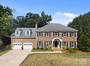 7800 Quail Hill Rd, Charlotte, NC 28210