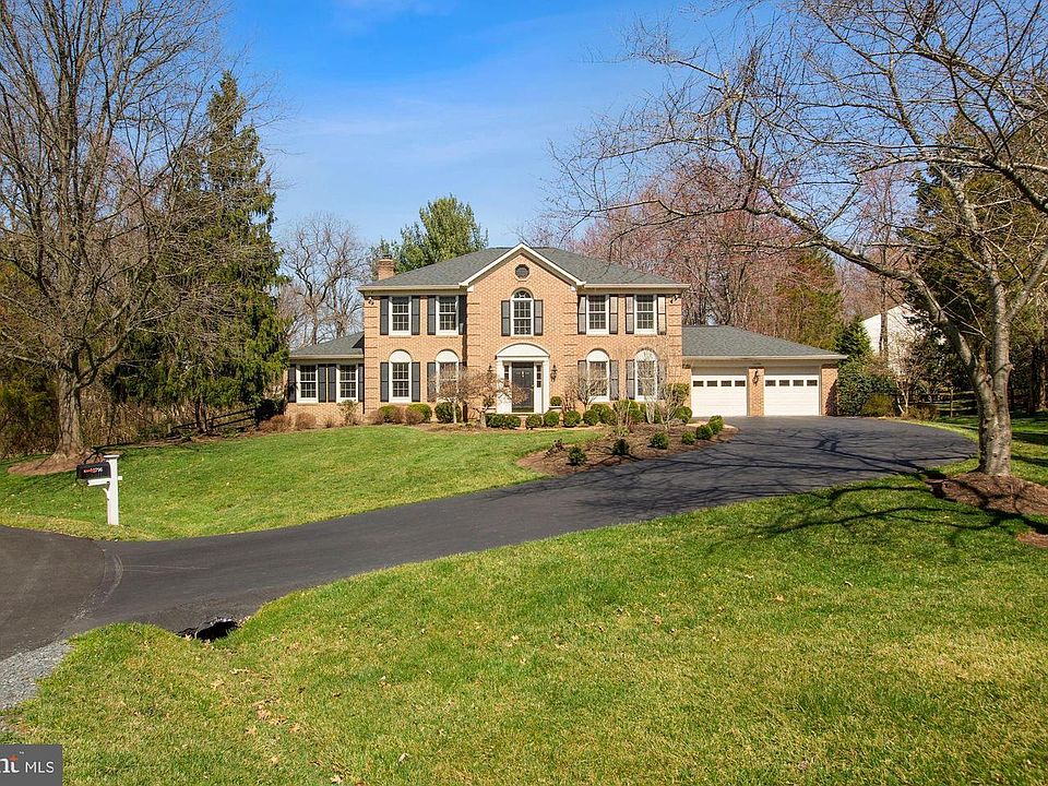 1st image of 11796 Hollyview Dr