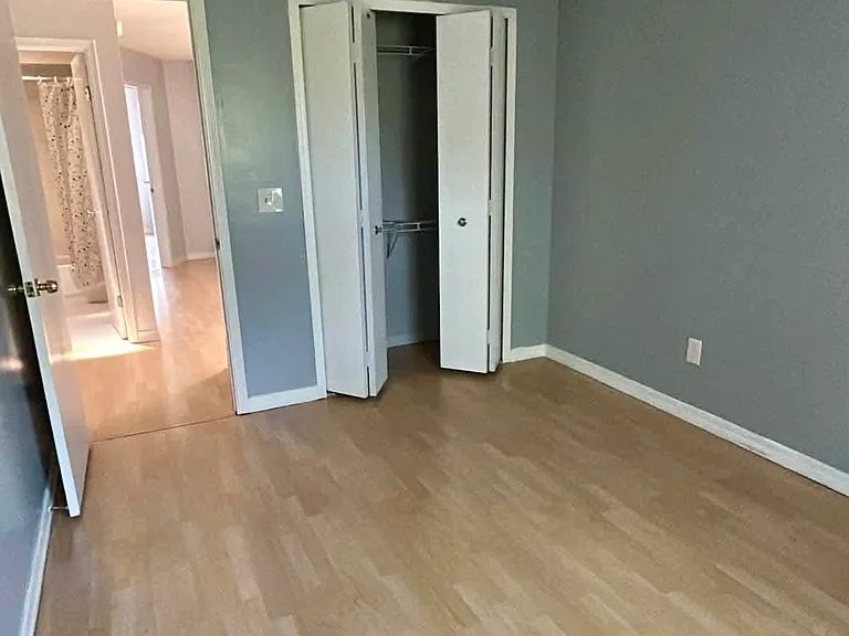 3015 Candlewyck Ln E — Photo 9