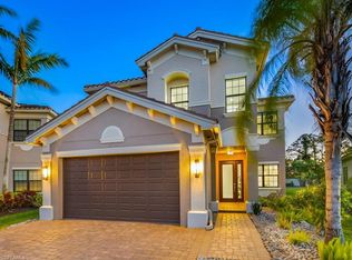 13560 Mandarin Cir, Naples, FL 34109