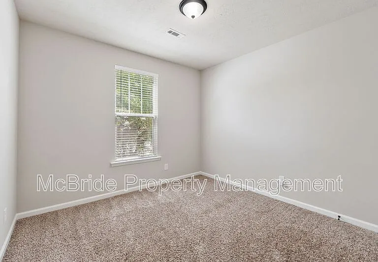 857 Westlawn Dr — Photo 19