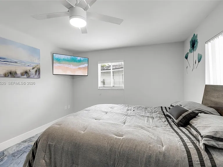 10350 SW 48th St — Photo 11