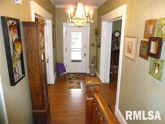 5th image of 231 N Webster Ave