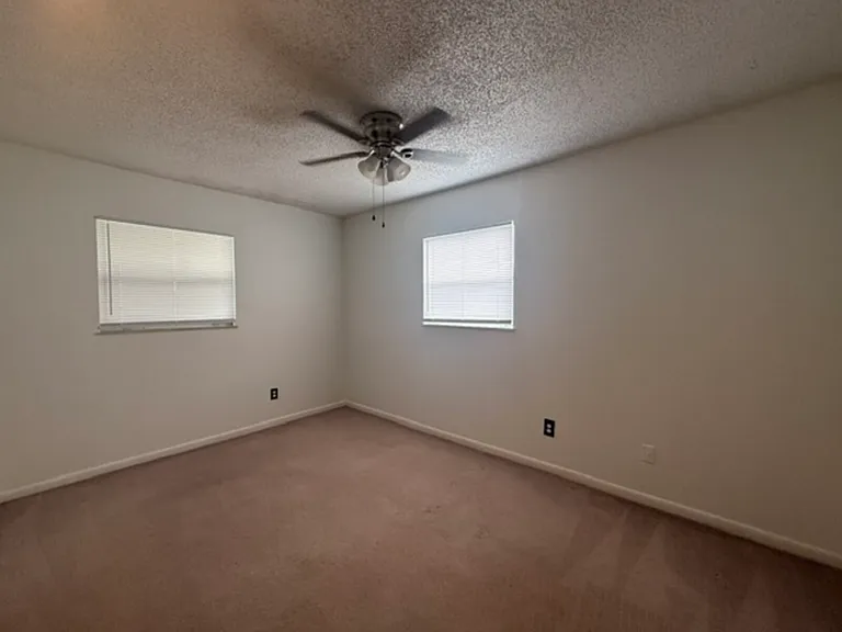 120 Sunset Dr — Photo 10