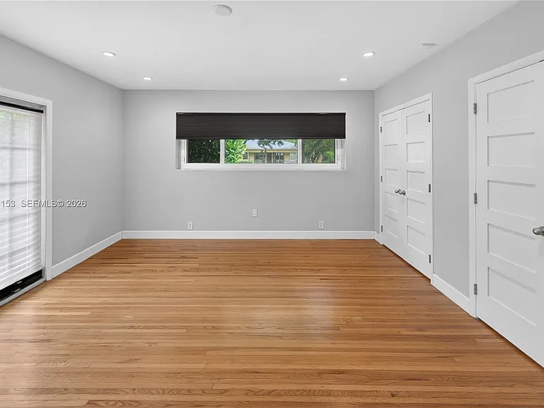 10025 NE 3rd Ave — Photo 48