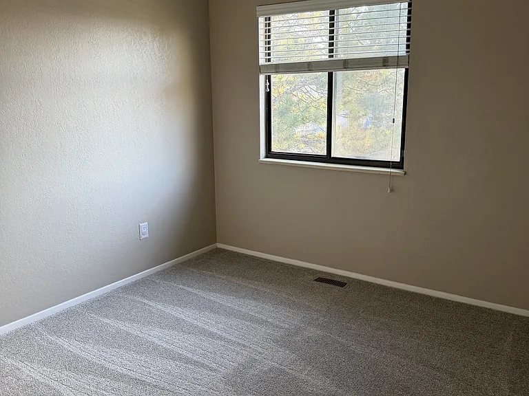 1247 Ceres Dr — Photo 8