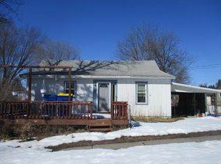 587 Field Ave, Hillsboro, WI 54634