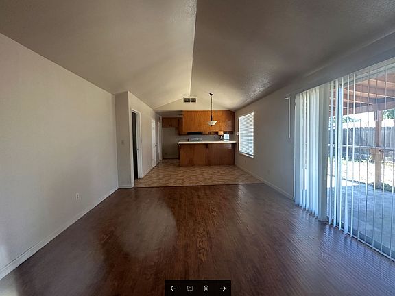 4th image of 1612 River Rd