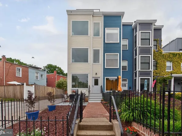 1516 N Carolina Ave NE #2, Washington, DC 20002