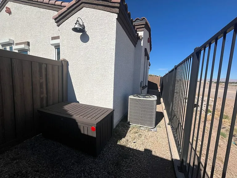 1533 Franklin Ln — Photo 70