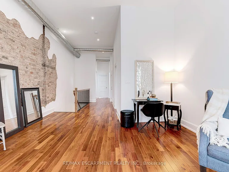 205 King St E #2 — Photo 30