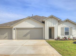 575 Radley Rd, Lockhart, TX 78644