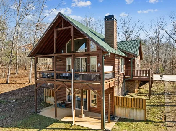 123 Walnut Ridge Dr, Cleveland, GA 30528