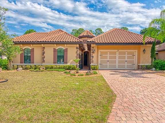 2nd image of 707 Woodbridge Ct