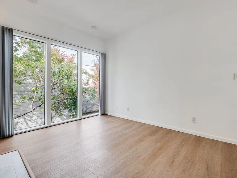 3610 Routh St — Photo 26