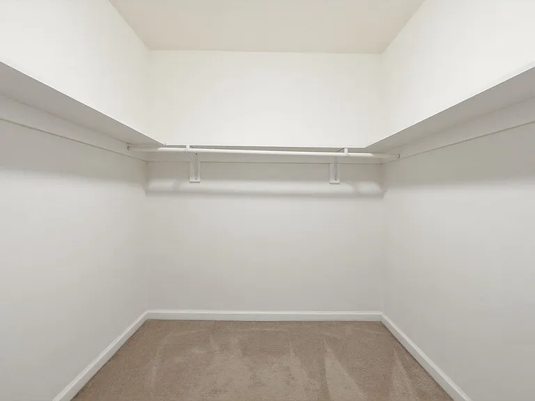 5578 Burnside Dr #5 — Photo 20
