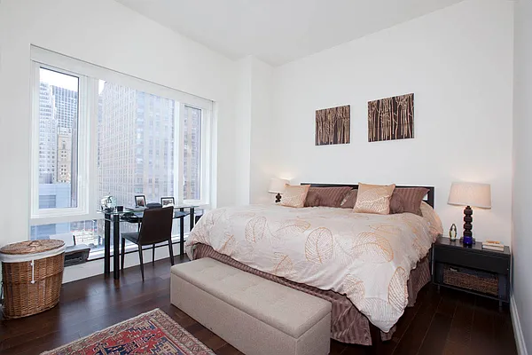 Sold by LG Fairmont Group | media 7