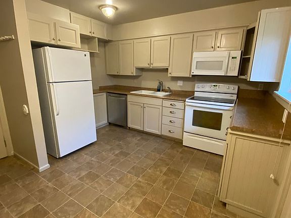 3rd image of 741 1st St