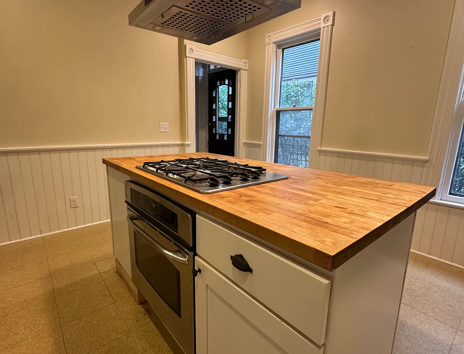 2 bed, 1200 sqft, $1,625 — Photo 3