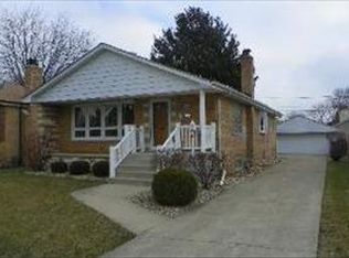 9821 S Springfield Ave, Evergreen Park, IL 60805