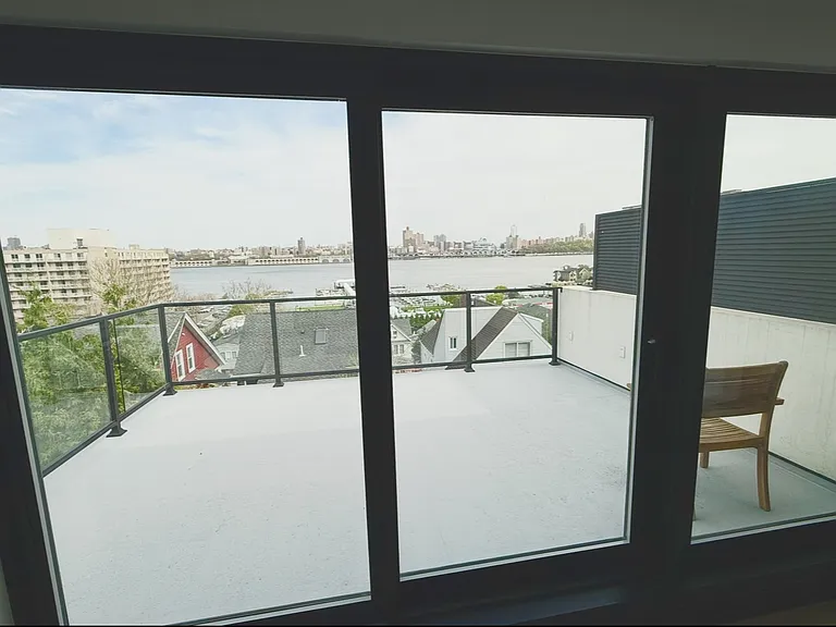 7 Adelaide Pl — Photo 29