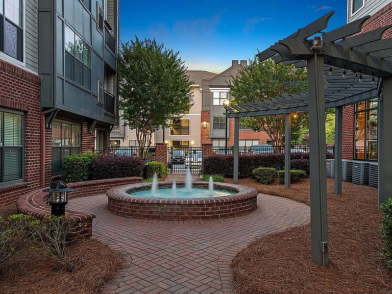 C243050_Wesley_Village_DUSK_COURTYARD_03