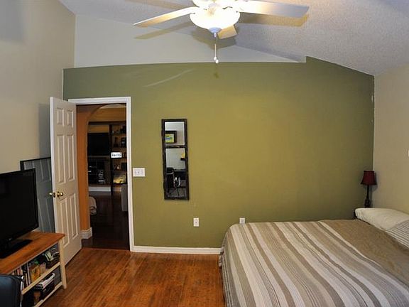 5th image of 10037 Richardson Ct