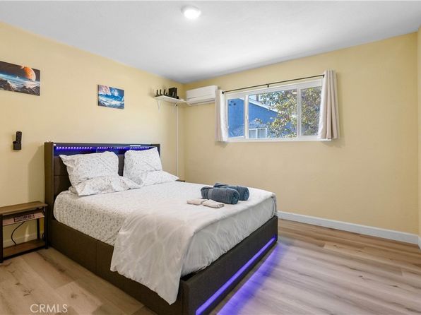 santa-ana-california-448100967 picture