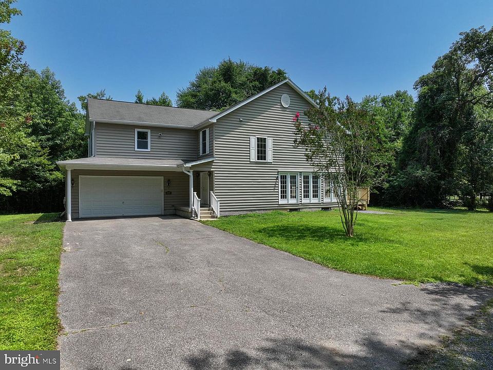 1st image of 303 South Dr