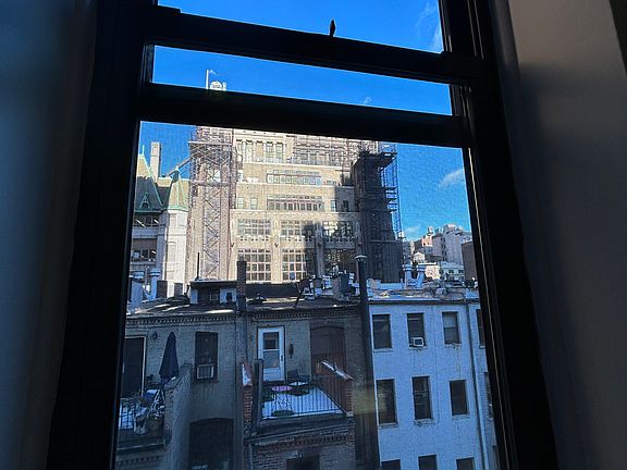 5th image of 143 W 69th St APT 5E