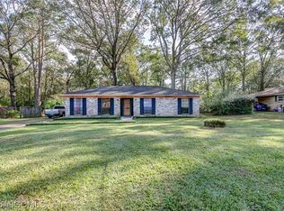 9853 Petaluma Dr, Semmes, AL 36575