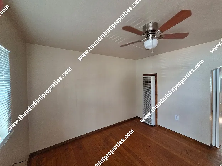 4700 Central Ave SW — Photo 6