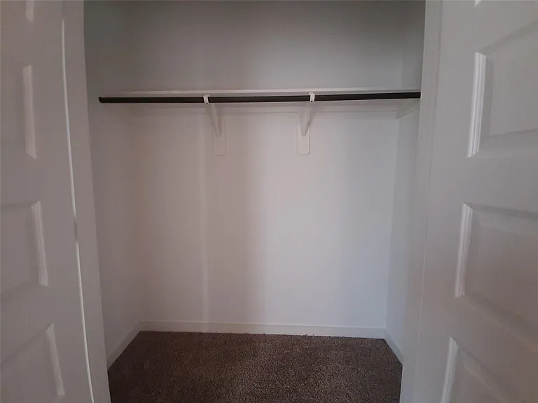 9733 Grosbeak Ln — Photo 12