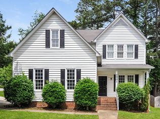 7701 Harps Mill Woods Run, Raleigh, NC 27615